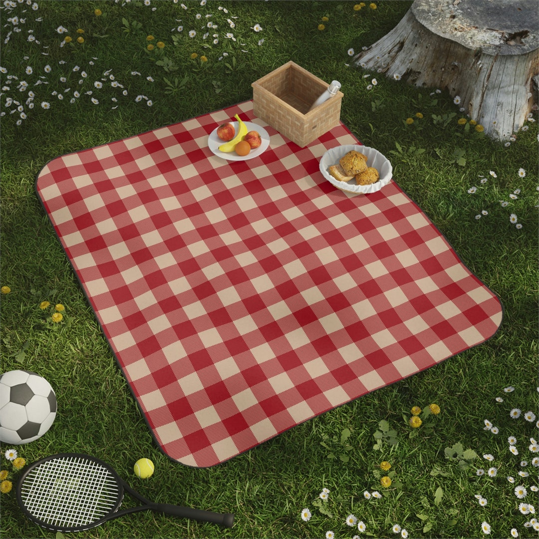 Red and white plaid picnic blanket discount