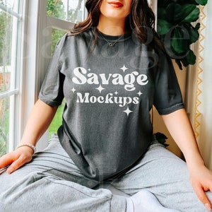 Mockup Pepper Comfort Colors | Shirtmodel C1717 | Gezellige esthetische mock-up | Trendy lifestyle-mockup | Mockup met pepershirt