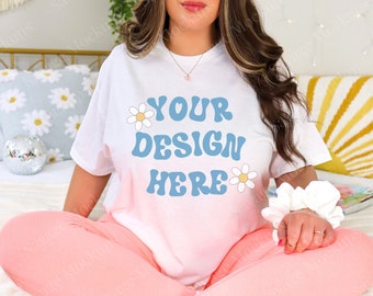 White Comfort Colors 1717 Mockup | White Shirt Mockup | Preppy Shirt Mockup | Model Mockup | 1717 Shirt Mockup | Trendy Shirt Mockup |