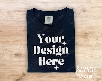 Zwart comfortkleuren 1717 mockup | Zwart T-shirtmodel | Gevouwen shirtmodel | Plat lag mockup | Zwart overhemd | Unisex-shirtmodel