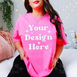 Neon Pink Comfort Colors 1717 Mockup | Comfort Colors Mockup | Neon Pink Mockup | Trendy Lifestyle Aesthetic Mockup | Model Mockup