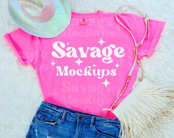 Neonroze comfortkleuren 1717 mockup | Comfortkleurenmodel | Neon roze shirt mockup | Trendy model | Plat lag mockup | Girly shirtmodel