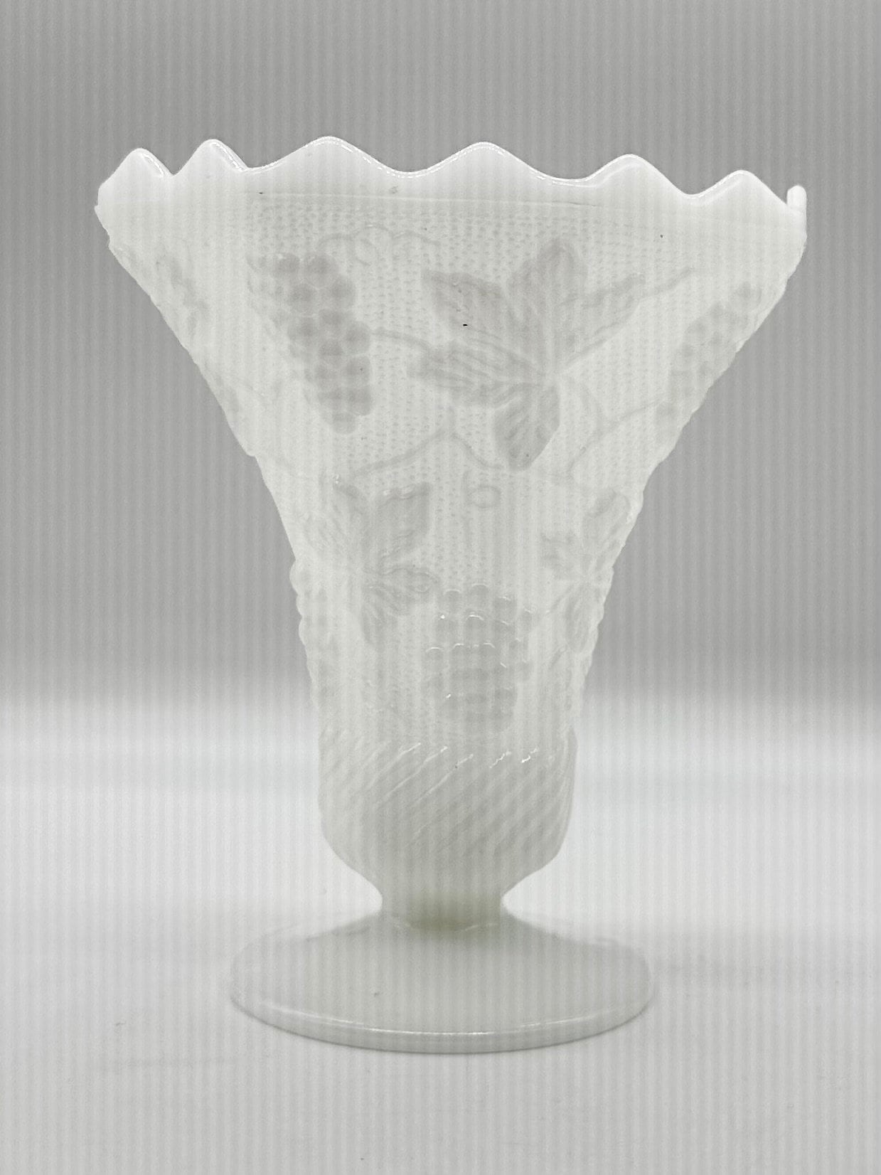 Anchor Hocking White Milk Glass Grape Vase Grapes & Ivy Pattern Etsy