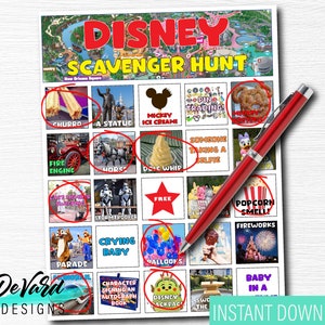 Juego de bingo de búsqueda del tesoro de DisneyLand DisneyWorld - Actividad de buscar y encontrar - 12 tarjetas únicas - Divertido juego familiar - Fiesta de cumpleaños