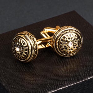 Gemelos de latón personalizados, gemelos clásicos, iniciales o letras grabables en la parte posterior, el mejor regalo para hombres, regalo para papá y regalo de aniversario, regalo de boda.