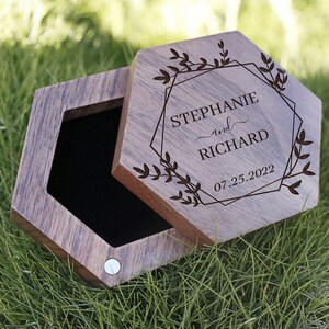 Personalized Wedding Ring Box, Wood Ring Box, Personalized Ring Box Holder, Ring Bearer Box, Wedding Ceremony Ring Box, Custom Engraved Box