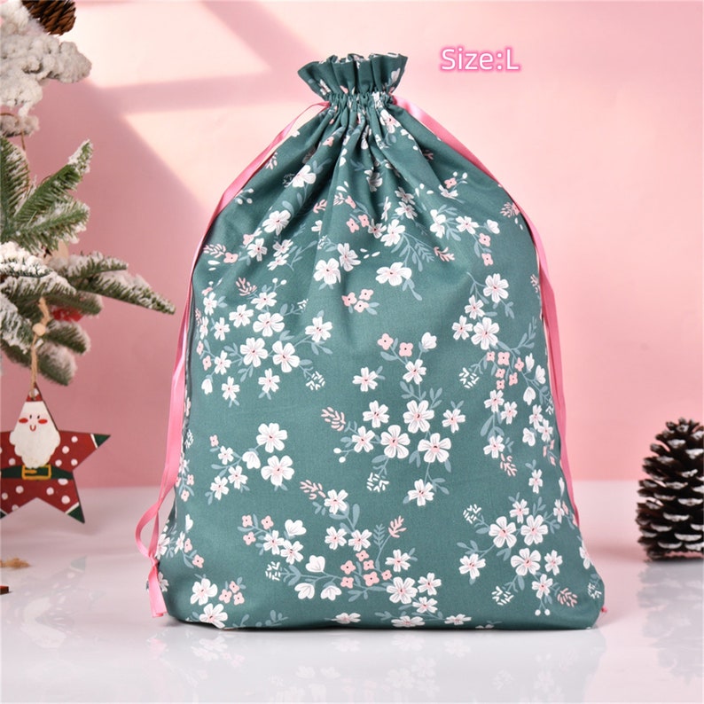 Sac cadeau fleurs de cerisier, fourre-tout vert, sac de rangement durable avec cordon de serrage, sac en tissu de coton de qualité, cadeau de mariage/fête des mères Size L