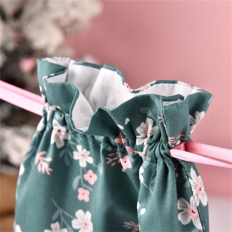 Sac cadeau fleurs de cerisier, fourre-tout vert, sac de rangement durable avec cordon de serrage, sac en tissu de coton de qualité, cadeau de mariage/fête des mères image 9