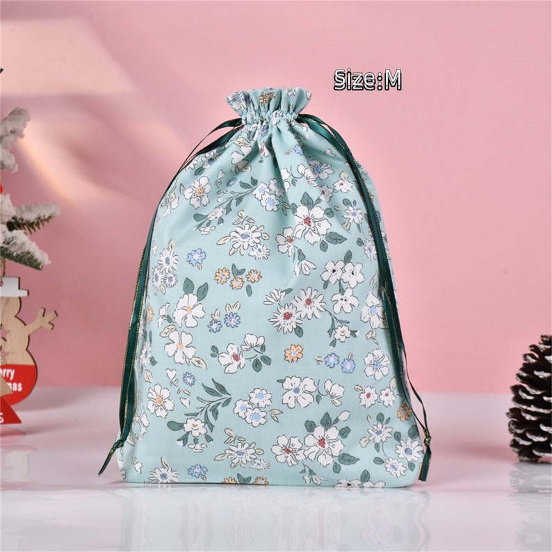 S/M/L Flowers Gift Bag, Light Green Cotton Gift Tote, Reusable Drawstring Storage Bag, Premium Quality Fabric Bag, Wedding/Mother's Day Gift Size-M