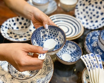 Vajilla de cerámica hecha a mano: utensilios de cocina vietnamitas, cuencos y platos individuales