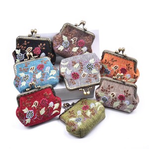 Damen Geldbörse Niedliche Bestickte Kupfer Kuss Lock VietnamHandgemachte Tasche Mini Brieftasche Mit Floralen Mustern THEUNĐ60