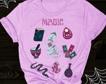 Witchy T, Magic T, TShirt Strega Donna, Camicia Witchcore, Goth Pastello