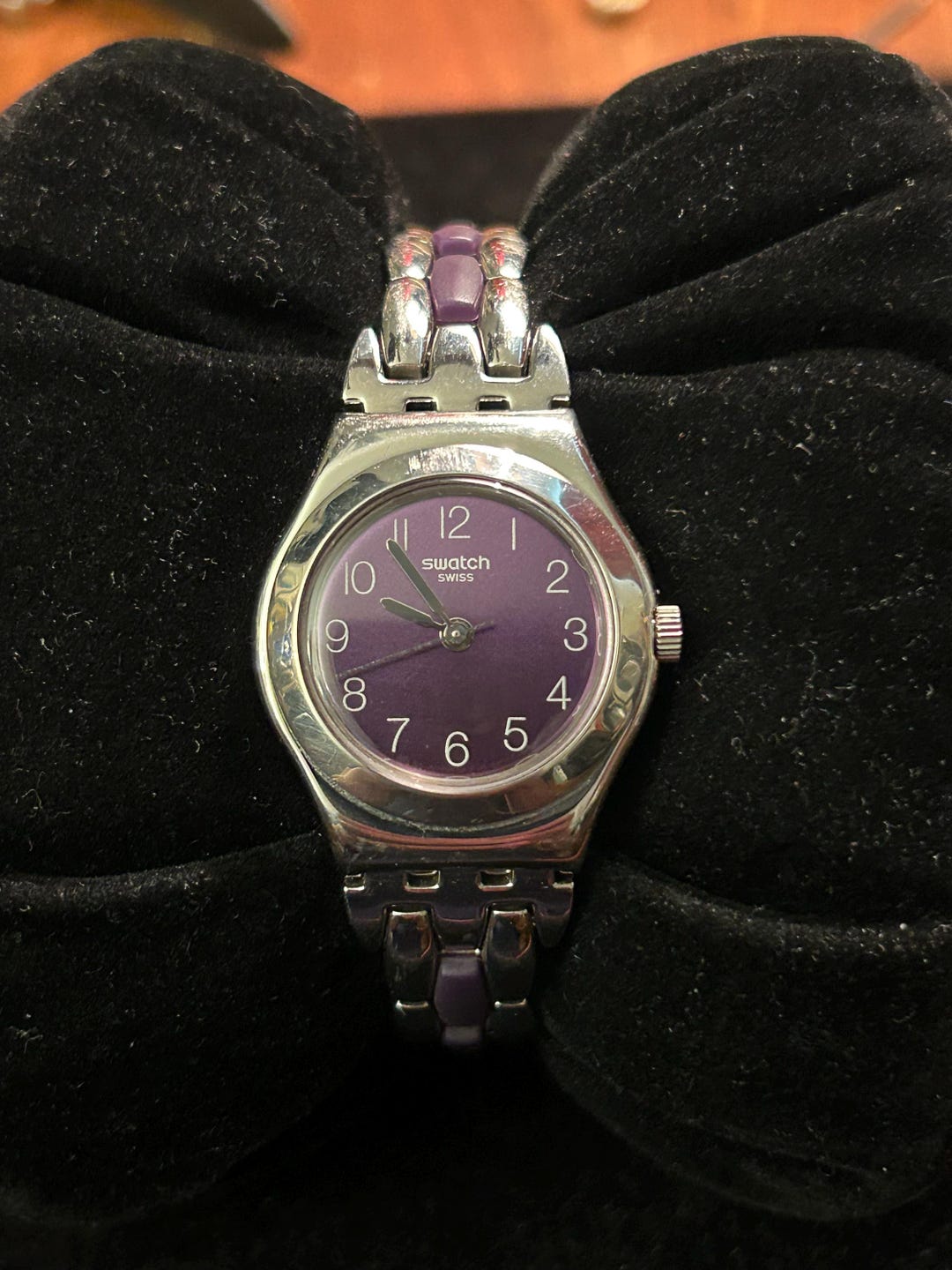 Swatch Irony Lady Plummy Lila