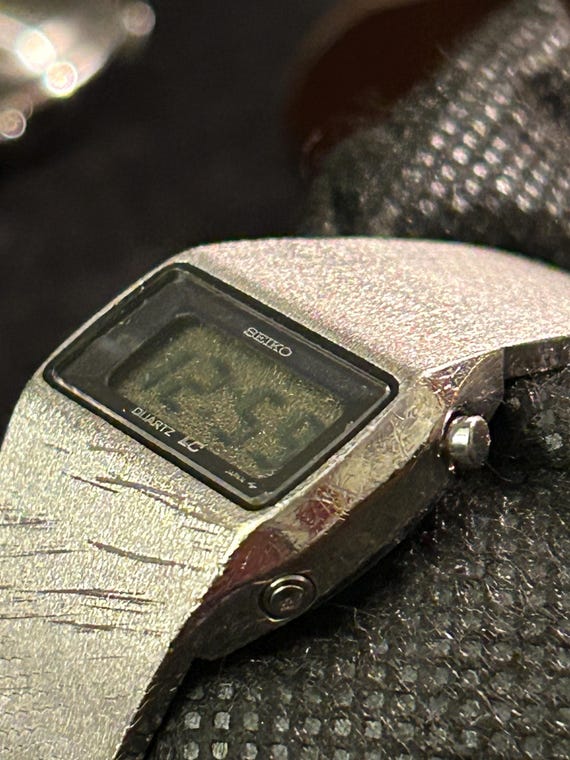 Seiko Ladies Digital Watch View 5