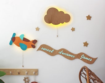 Ensemble d'appliques murales pour chambre d'enfant, éclairage d'avion, éclairage de nuage, plaque signalétique personnalisable et bannière Sweet Dreams, cadeau de naissance, fait main, bois