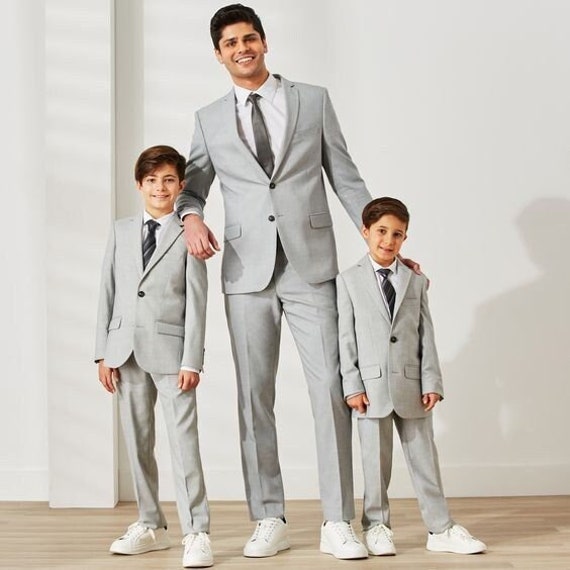 Terno gris new arrivals