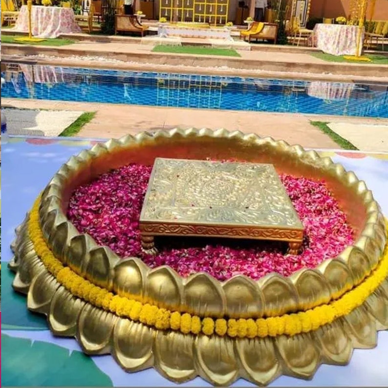 Buy Fiber Lotus Flower Haldi Mehndi Tub Urli for Wedding Decor Online