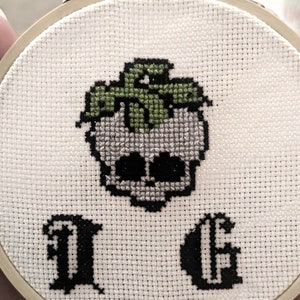 DEUCE GORGON monster high stitch