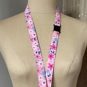 Lanyards - PINKS