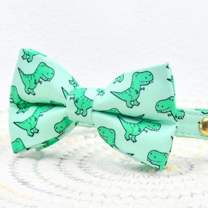 Bow Tie Cat Collar Set, Green Dinosaur Cat Collar Matching Bowtie with Bell Pearl  + Small Dog Sizes