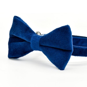 Bow Tie Cat Collar Set, Navy Blue Velvet Bowtie Collar, Cat Collar Matching Bowtie with Bell Pearl + Small Dog Sizes