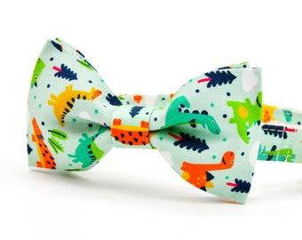 Bow Tie Cat Collar Set, Green Dinosaur Cat Collar Matching Bowtie with Bell Pearl  + Small Dog Sizes