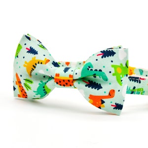 Bow Tie Cat Collar Set, Green Dinosaur Cat Collar Matching Bowtie with Bell Pearl  + Small Dog Sizes