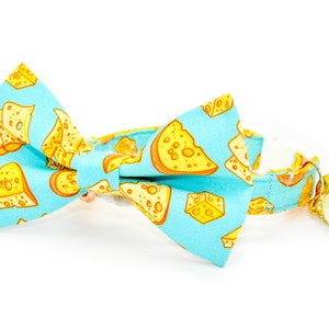 Bow Tie Cat Collar Set - "Lake Blue Background - Cheese“, Unique Design, Cat Collar / Matching Bowtie  Cat + Small Dog Sizes