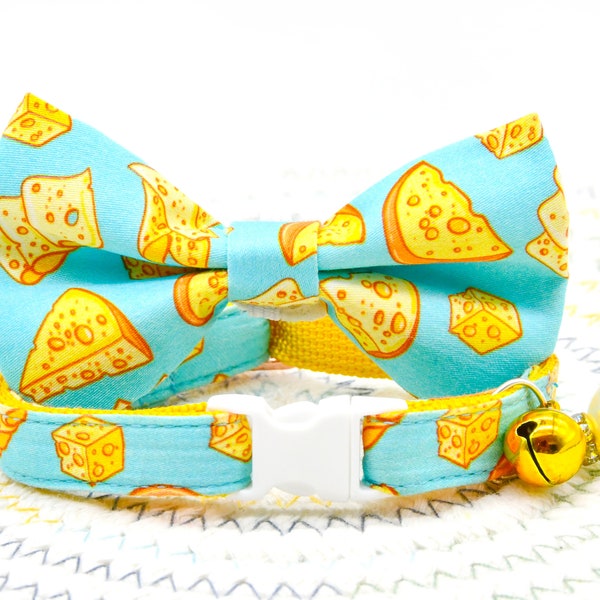 Ensemble de collier de chat de noeud papillon, fromage jaune + fond bleu, collier de chat assorti noeud papillon avec perle de cloche + petites tailles de chien