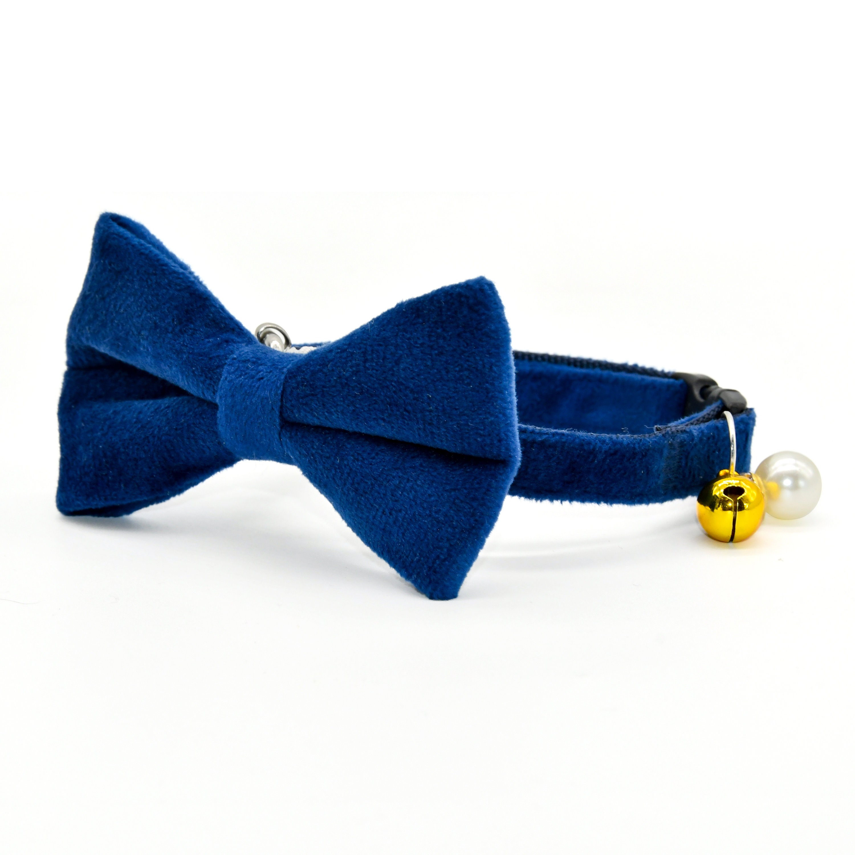 Samt-Katzenhalsband Mit Glöckchen & Schnellverschluss – Weich, Sicher, Verstellbar (18–33 Cm), Handgefertigt In UK