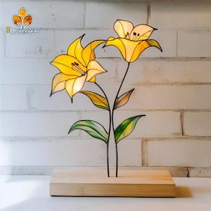 Stained Glass Lily Flower Digital Pattern | Graceful Suncatcher Design | Hobby License Download