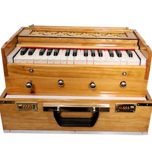 Handmade Mini Magical Standard Harmonium 4 Stopper 2.5 Octaves- Teak Color- Bass Male 440Hz and 432Hz for Yoga, Bhajan with Bag