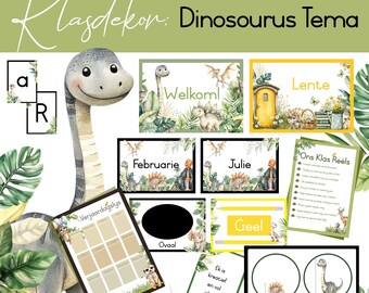 Op de afbeelding: Dinosaurus thema klasdecoratie. Bevat borden met teksten als "Welkom!", "Lente", "Februarie", "Julie" en "Geel". Illustraties van dinosaurussen, planten en een cartoon dinosaurus.