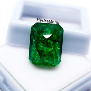 Vivid Green Emerald In Emerald Shape 9.30 Carat Fine Quality Emerald Cut Gemstone Certified Loose Gemstone Pendant Emerald, Earring Emerald image 8