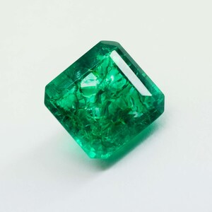Excellent Quality New Green Emerald Stone 17.00 Ct Pendant, Ring Making Gemstone Certified Loose AAA Emerald Stone Best Gift For Mom