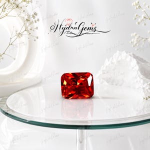 Neon Sunset Mandarin-Granat, ca. 5 ct. Natürlicher, feurig orange-roter Edelstein, seltener, loser Granat aus Namibia für Designerringe, Anhänger und Luxusschmuck.