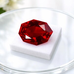 Rubí natural de Mogok, Myanmar, de 18-20 quilates, color rojo sangre de paloma, gema suelta certificada, talla elegante A+, rubí birmano, piedra de nacimiento de julio, joyería personalizada rara.