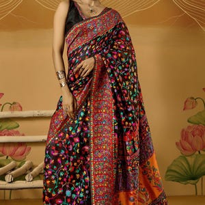 Schwarzer Modal Kashmiri gewebter Pashmina Saree mit schönen reichen attraktiven Pallu & Bluse Hochzeit, Party,festlich,Funktion tragen | kani Sari