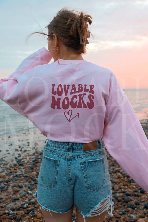 Pink Gildan 18000 Mockup, Back of Sweatshirt, Pink Crewneck Model Mockup, Outdoors Gildan 18000 Mockup, Sunset Sweater Mockup, beach mockup