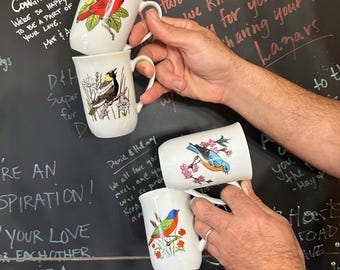 4 FRED ROBERTS Co 10oz SONGBIRD Mugs