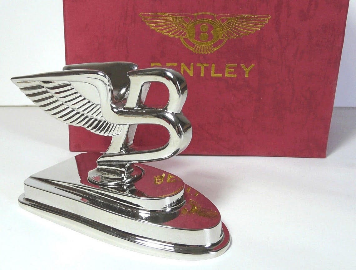 BENTLEY フィギュア付きピンバッチ付き Rare Silver Plated Bentley Flying B Mascot Ornament - Gift Boxed
