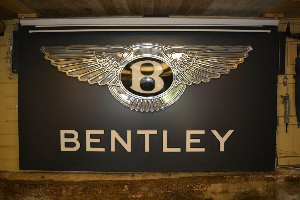 Rare Bentley Dealership Advertising Sign: Garage Wall Decor (295cm