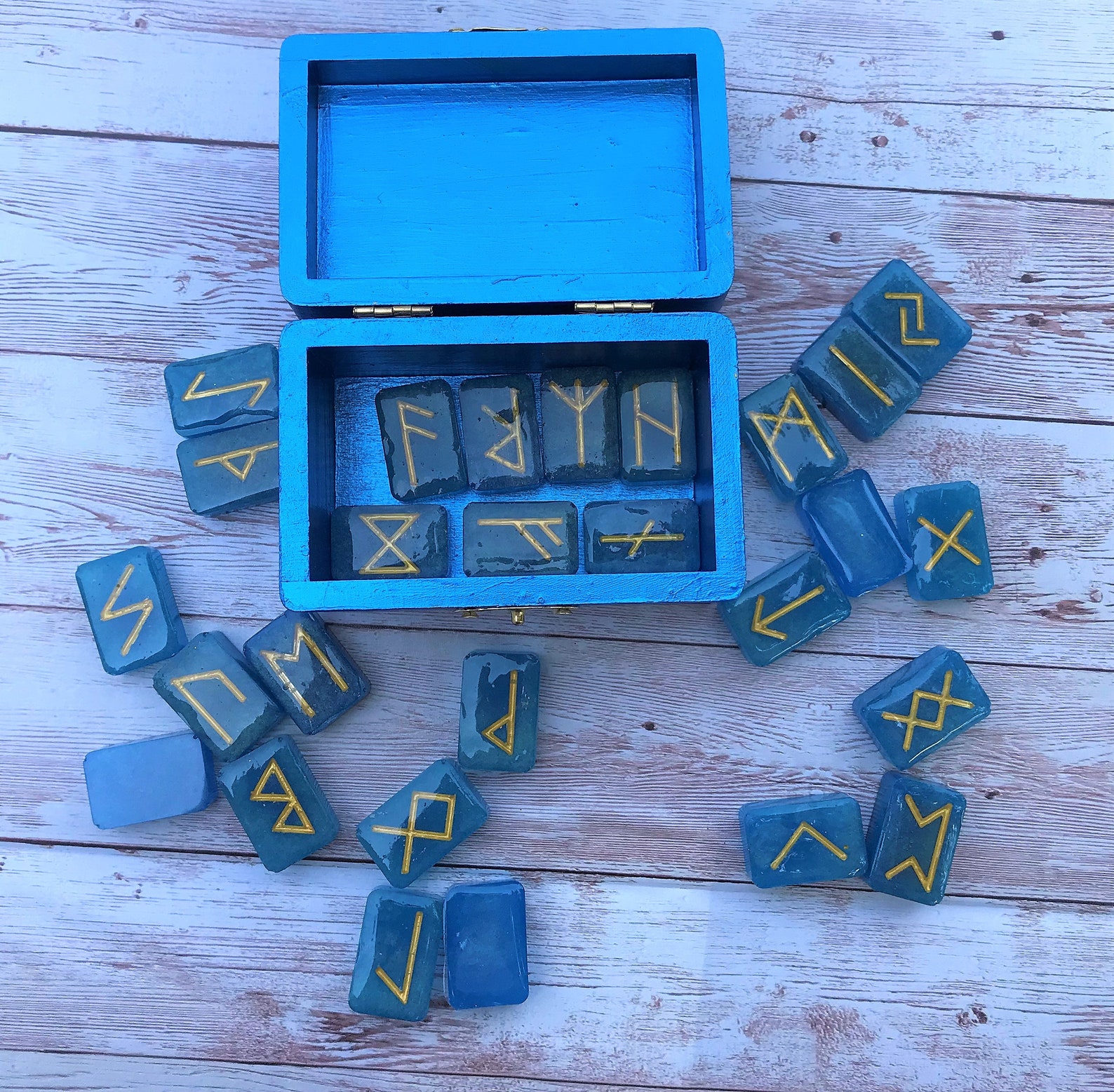 Runes Set, Divination Runes, Viking Runes, Metaphysical Runes, Roman