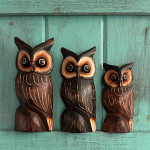 Vintage Wood Carved Owls Set of 3 Hand Carved Owls Hand Painted Owls Wooden Owl Decor