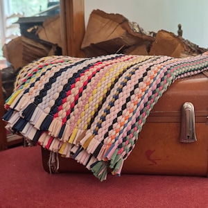 Vintage Rag Rug ~ Throw Rug ~ Hand Woven Rag Rug ~ Retro Bohemian Door Mat ~  Blue Black Red Grey Pin White ~ Unique Gift ~ Farmhouse Decor