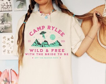 Chemise vintage Camp EVJF, camping personnalisées, EVJF, t-shirt Mountain Bride, cadeau de nuptiale sur le thème du lac rétro, t-shirts de randonnée
