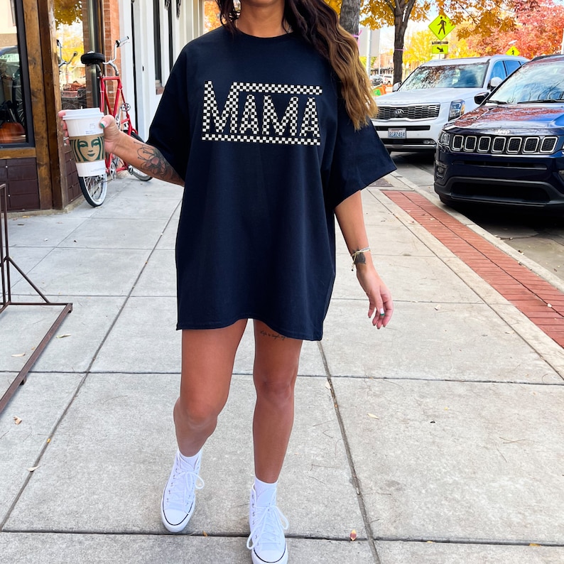 Camiseta retro a cuadros para mamá Camiseta retro para mamá Camiseta a cuadros para mamá Ropa de moda para mamá Camisa de maternidad Colores cómodos para mamá Black