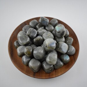 Labradorite Tumbled Stones – Intuition, Protection & Transformation | Polished, Small, Pocket Crystal | Seven Chakra Crystal
