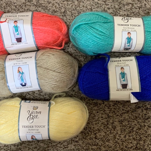 1 Skein (4 Skeins Available from 2 Colors) Yarn Bee Tender Touch Yarn, 3oz/85g, 135y/123m, Bulky 5