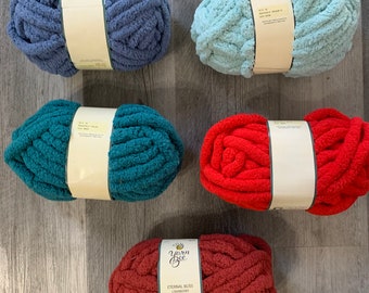 1 Skein (14 Skeins Available in 4 Colors), Yarn Bee Eternal Bliss Yarn, 8oz/226g, 28y/25.6m,7 Jumbo